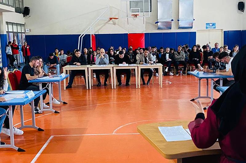 Türk Dili ve Edebiyatı Bölümü Öğrencilerimiz Türkiye Münazara Ligi Bölge Finallerinde İlimizi Temsil Etmeye Hak Kazan…