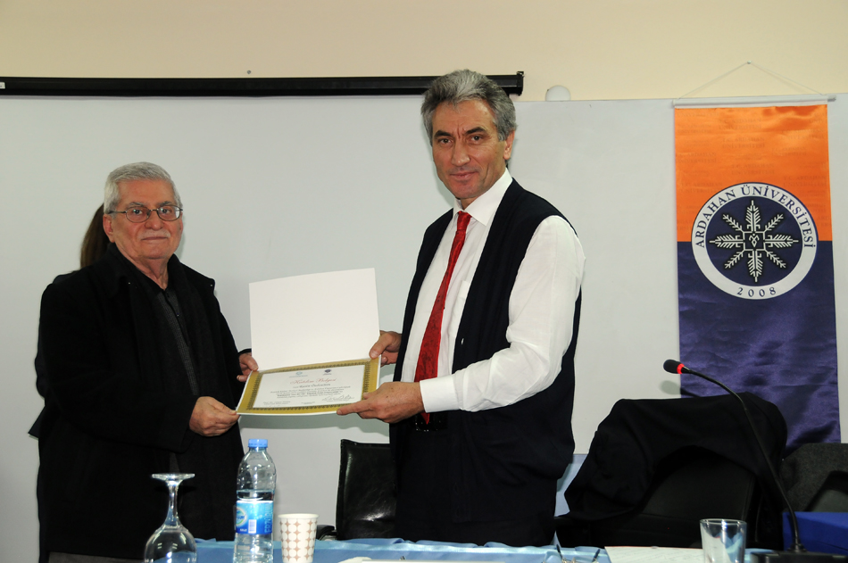 Yazar Rasim Özdenören “Küçürek Öykü” Sempozyumuna Katıldı